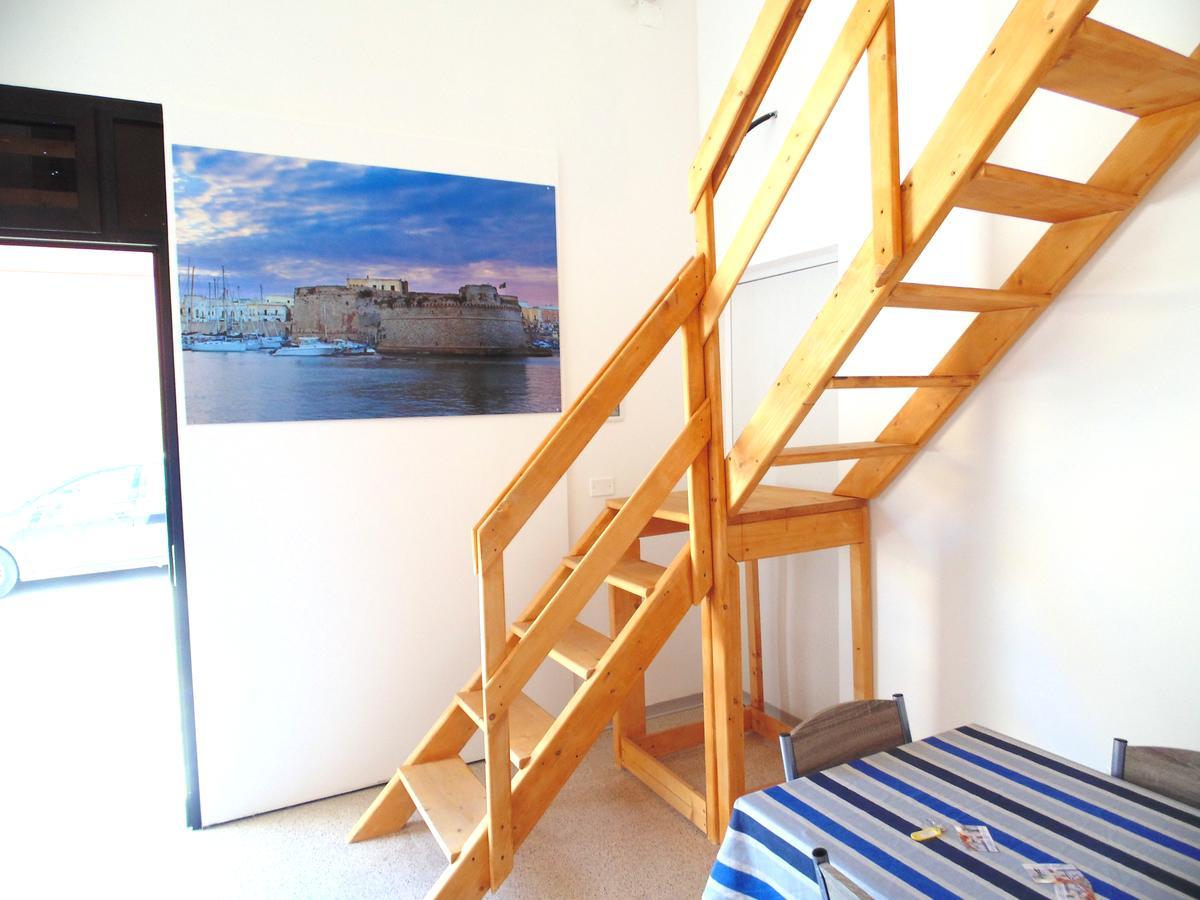 Raffaela Casa Vacanze Aradeo Екстериор снимка