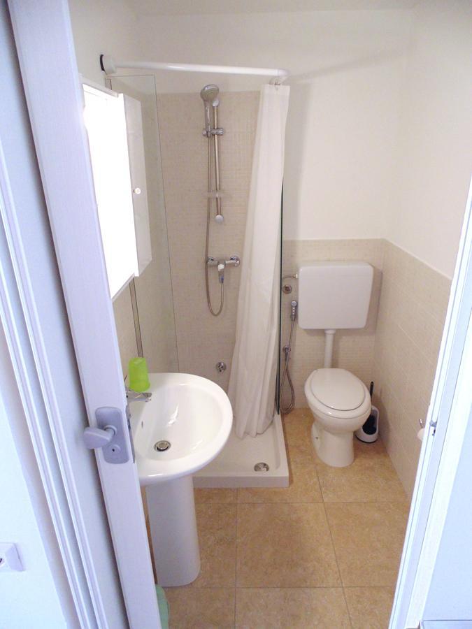 Raffaela Casa Vacanze Aradeo Екстериор снимка