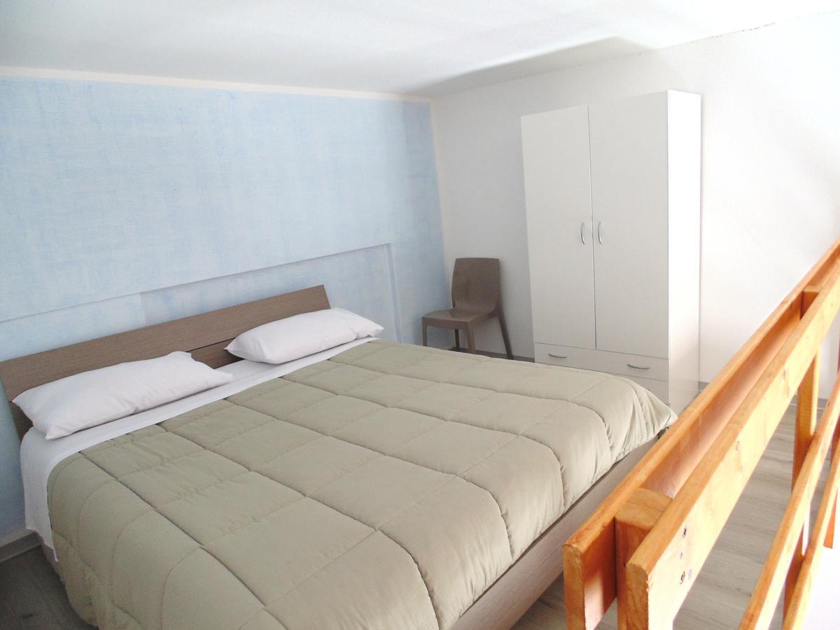 Raffaela Casa Vacanze Aradeo Екстериор снимка